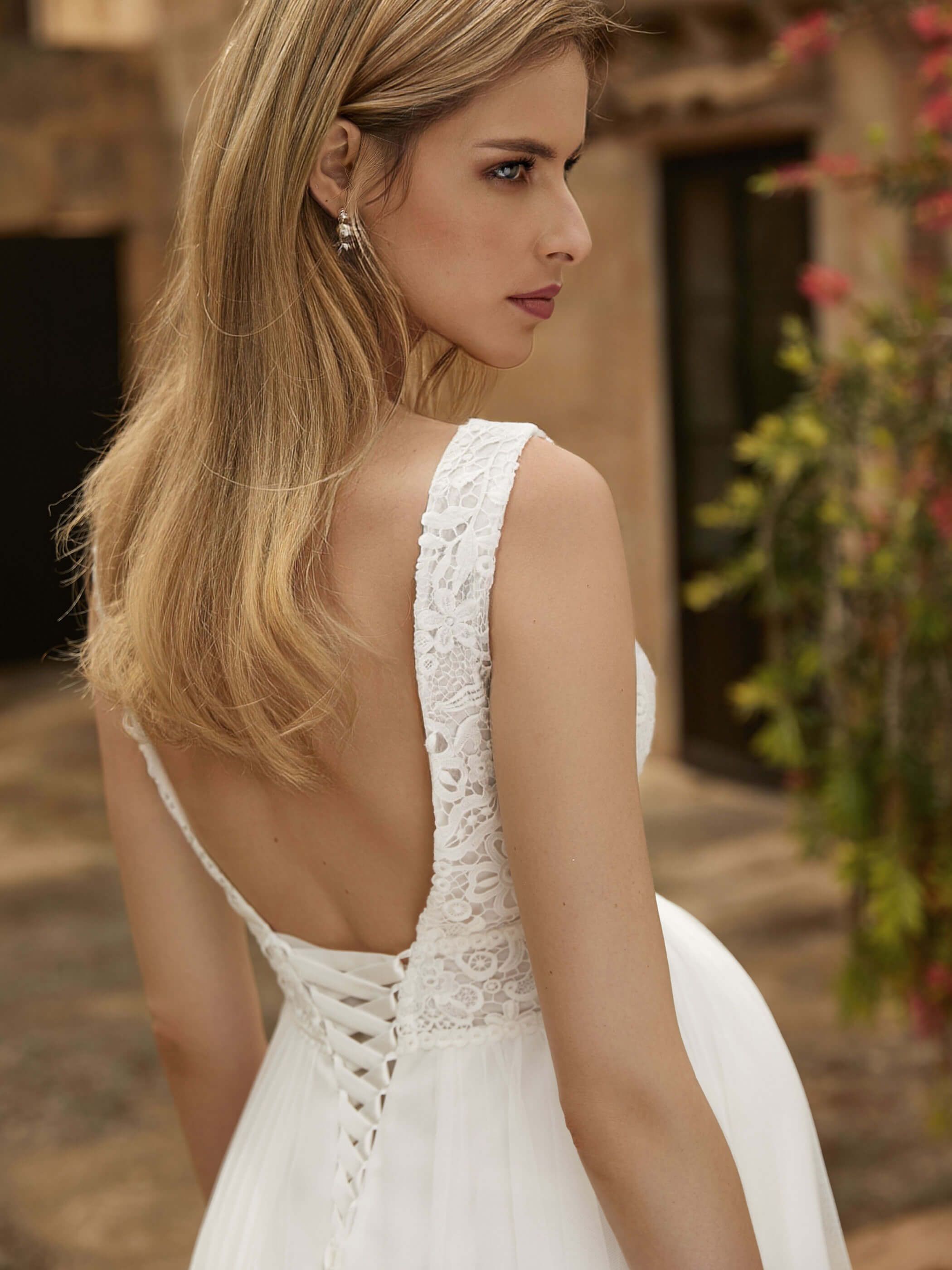 bianco-evento-bridal-dress-alexa- 4